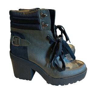 Combat Boots women’s size 9.5, worn once!